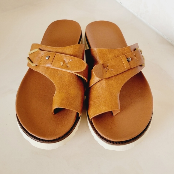 Shoes Nwt Brown Leather Slide Sandals Poshmark